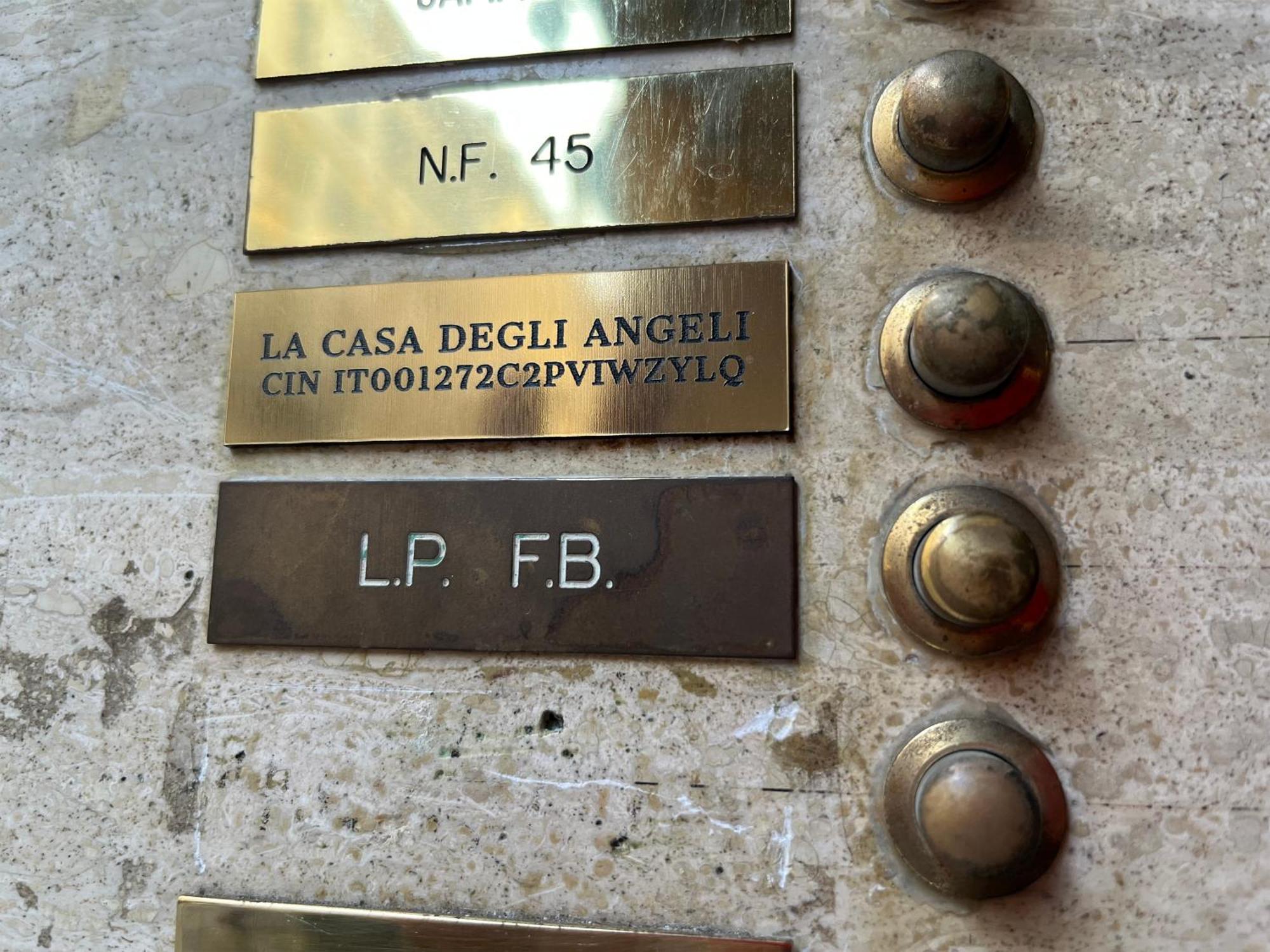 Appartamento La Casa Degli Angeli Torino Esterno foto
